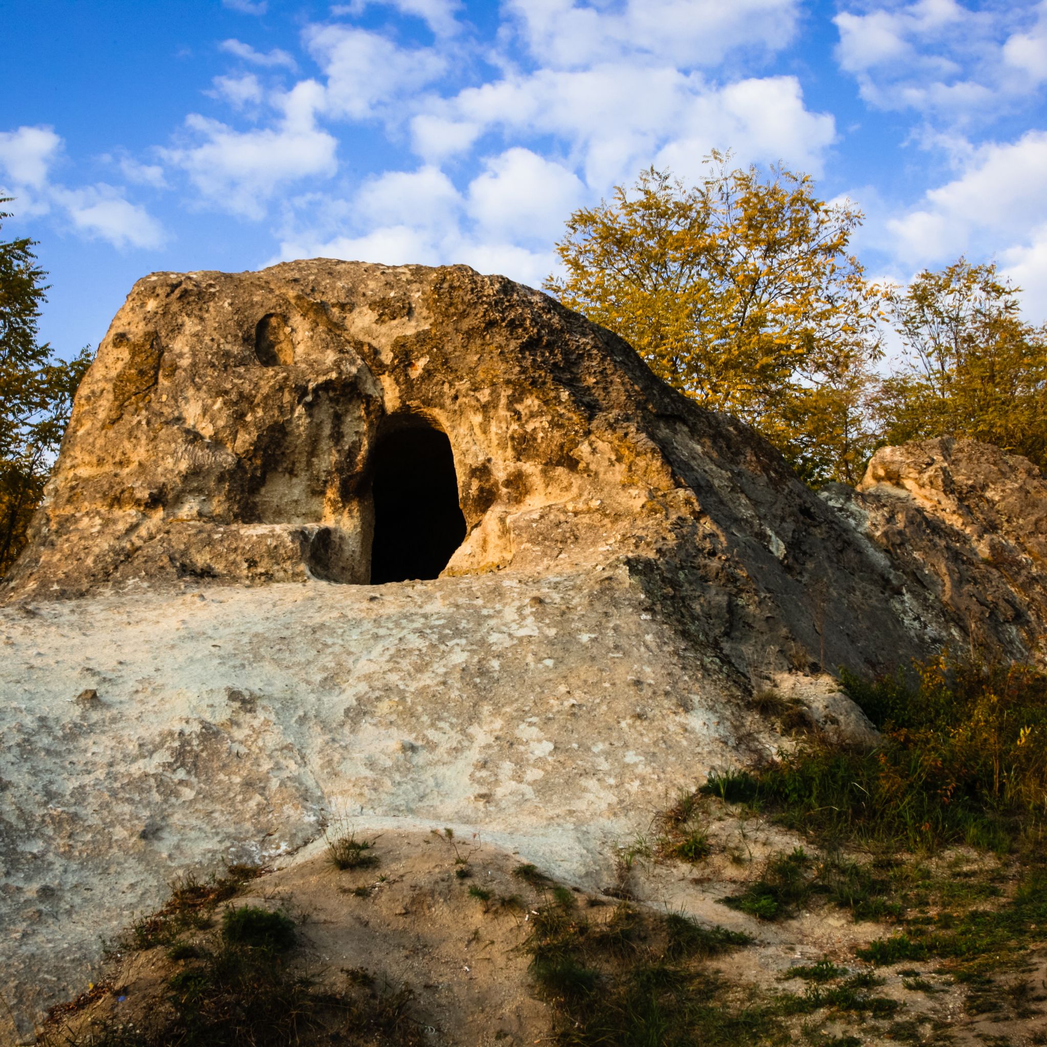 etyárbújó Kaptárkők